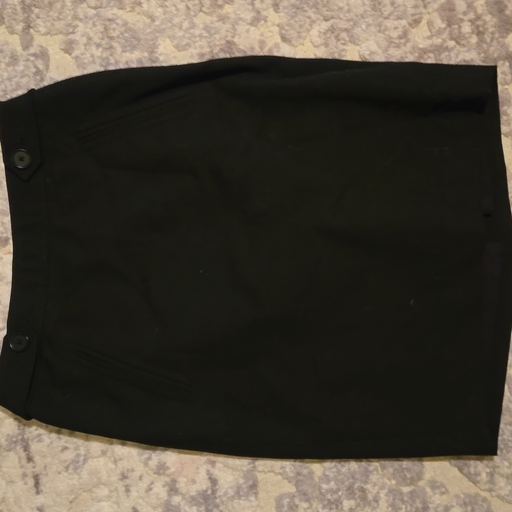 🌞☀️🌞Loft Black Pencil Skirt, Front Buttons, Size 0P